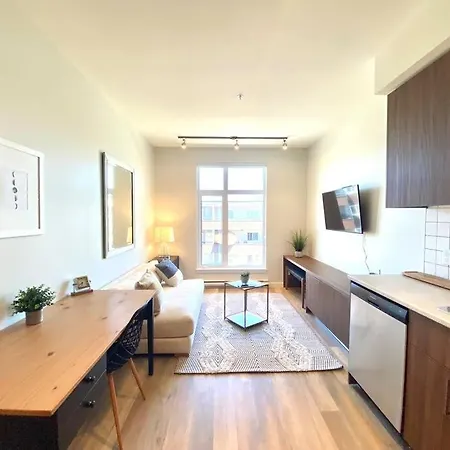 Lovely Brand New Condo Sidney Exterior photo