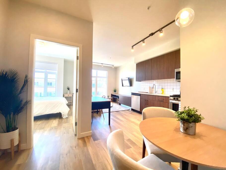 Apartment Lovely Brand New *