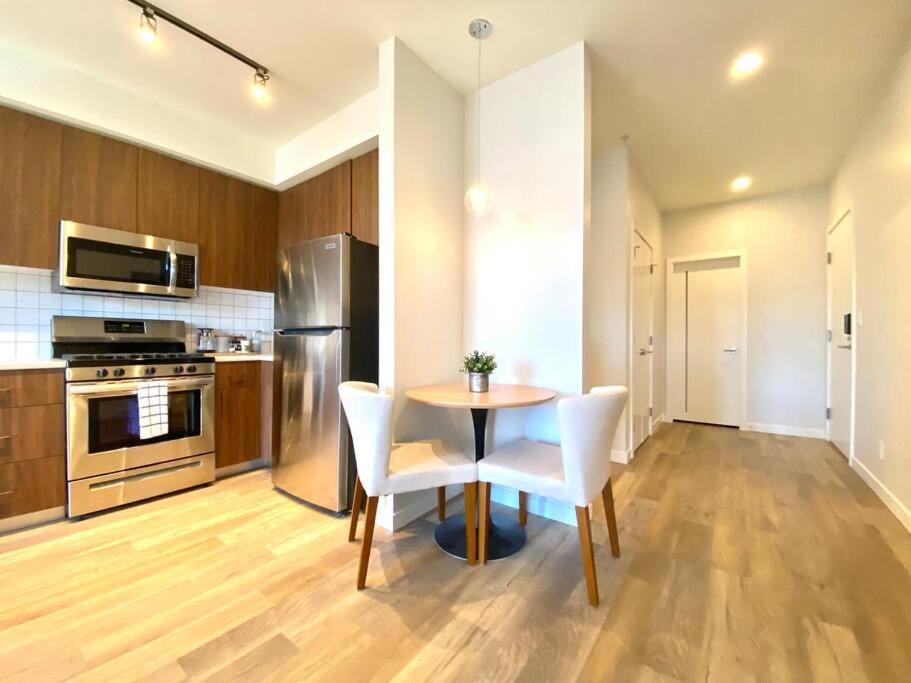 Lovely Brand New Apartment
